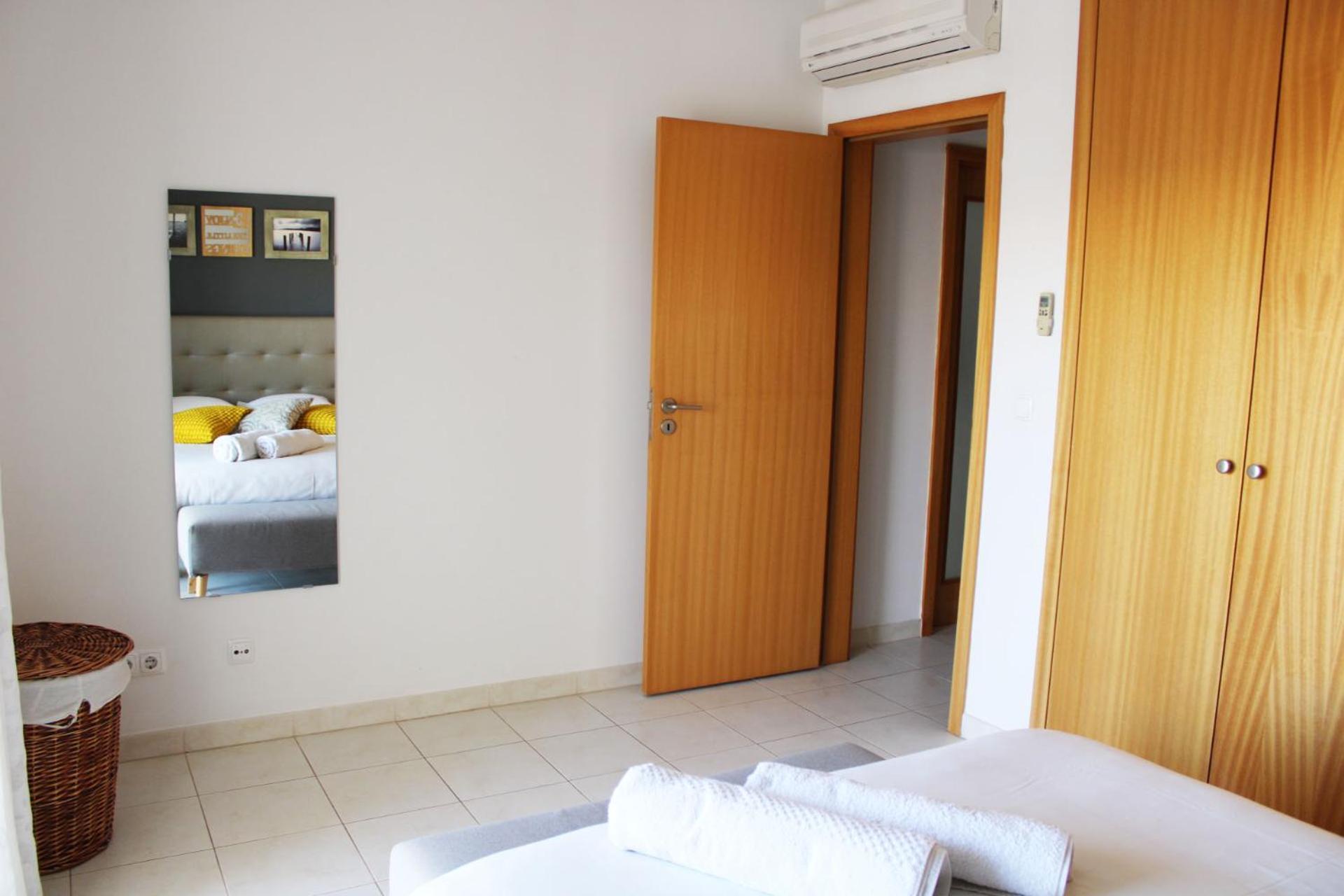 Apartment With Terrace Albufeira Olhos De Agua Exteriör bild